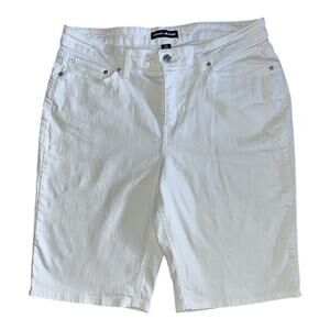DKNY White Jean Shorts Size 16